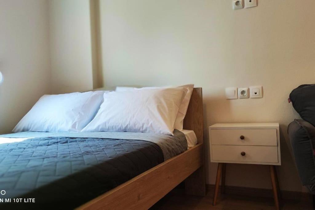 Cozy Apartment In Volos!! Eksteriør bilde